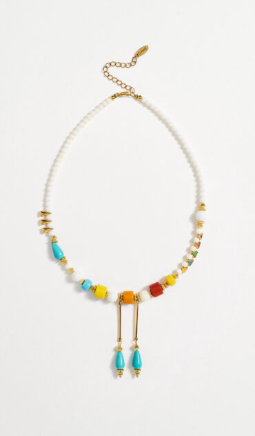 BLOOM κολιέ με λευκές και χρωματιστές γυάλινες χάντρες και επιχρύσα 24k στοιχεία  με σμάλτο.