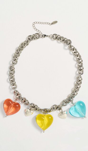 CITRUS κολίε με ατσάλινη αλυσίδα και ακρυλική διάφανη καρδιά.